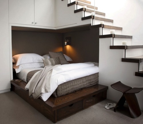 homedesigning:

Understair Double Bed