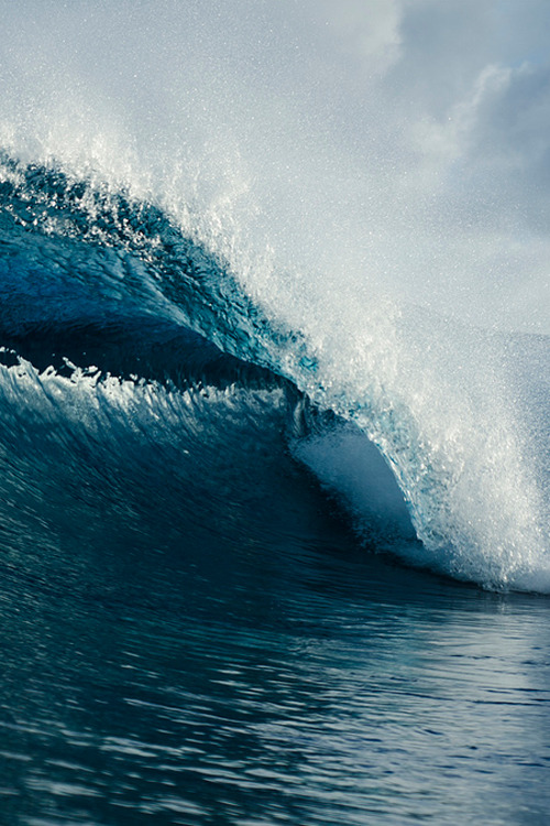 plasmatics-life:

Ocean Waves  by Jeff Levingston