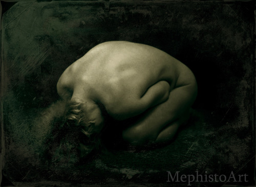 mephistoart:Jen was a friend of mine who posed for a... - Daily Ladies