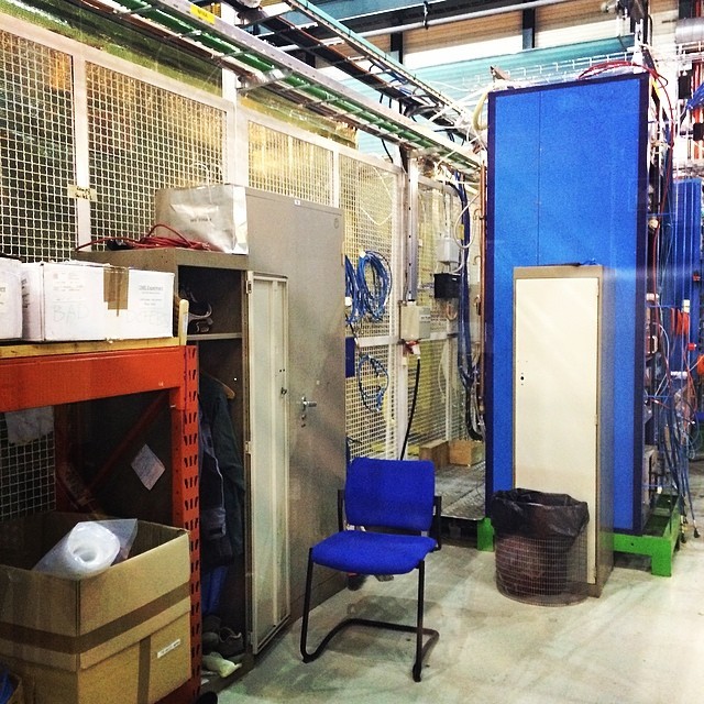 #lonelychairsatcern chair inside room #b3585 #SX5 #p5 #CMS #CERN