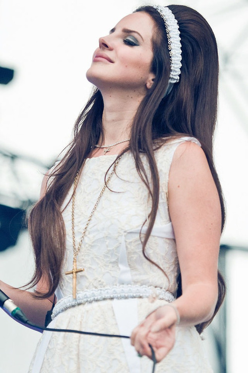 Favorite picture of Lana, ever.