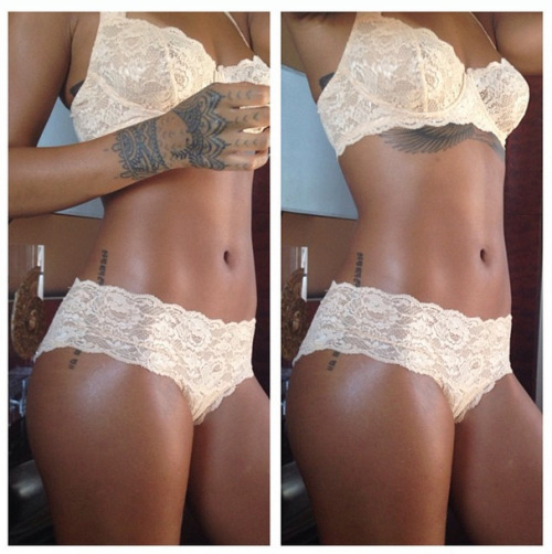 Rihanna Sexcii Body In Lingerie&#8230;