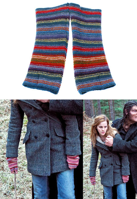 

Emma wore a pair of Highland Store Warp Wristlets as Hermione Granger in the movie Harry Potter and the Deathly Hallows part 1.Highland Store Warp Wristlets - £12.00Wore with: Esprit Shawl Neck Linen Hooded Jumper

