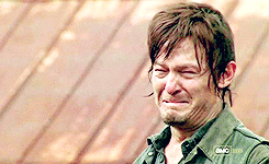 dontbeexpectingflowersandshit:

If Bethyl doesn’t happen I’m just gonna: