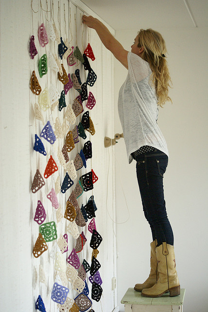 podkins:  Garlands for Italy via Ingrid Jansen from Wood &amp; Wool Stool on Flickr