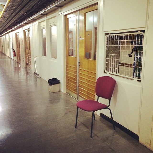 #lonelychairsatcern chair in the corridor of #b6 #CERN