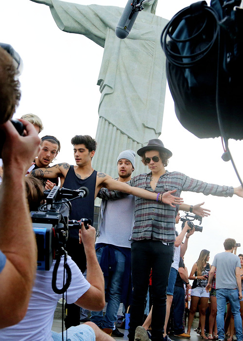 
One Direction visit the ‘Cristo Redentor’ in Rio de Janeiro - 5/07
