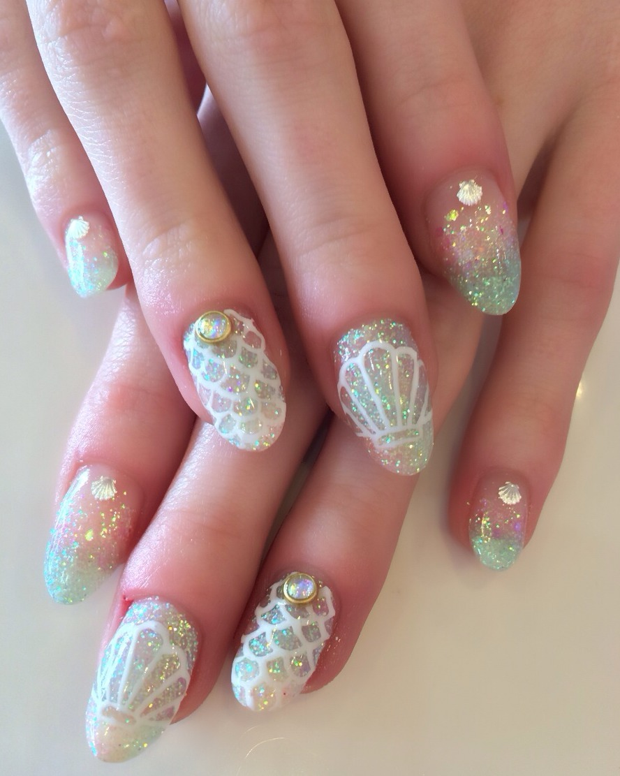 My mermaid nails :)