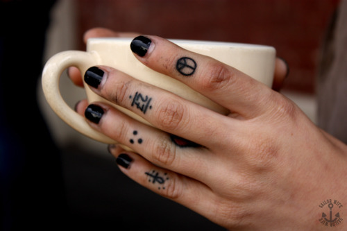 Girly Finger Tattoos Tumblr