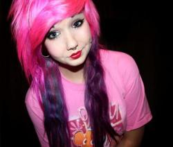 Tumblr Girls with Pink and Purple Hair