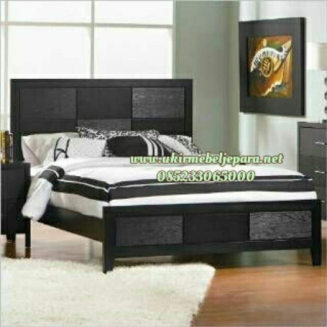Black king sleigh bed bedroom set