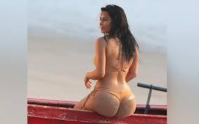 Kim kardashian butt implants