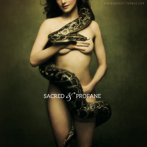 Rachel weisz nude snake