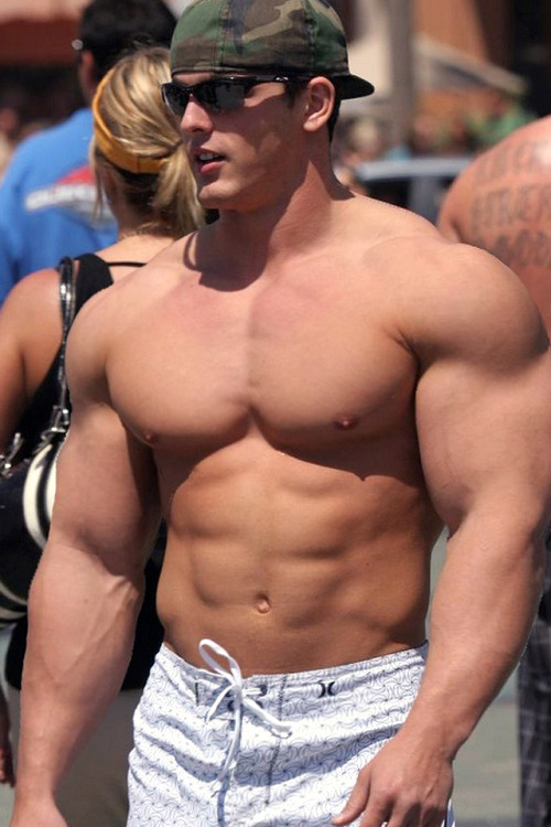 Male celebrity muscle morph