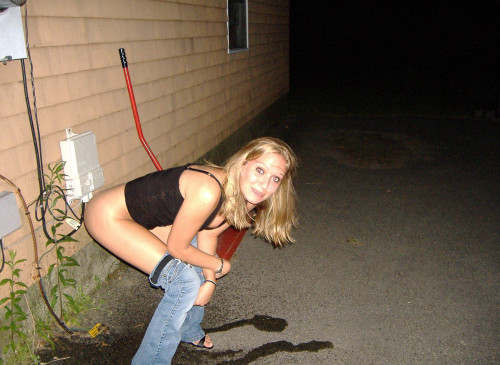 Drunk girls caught peeing
