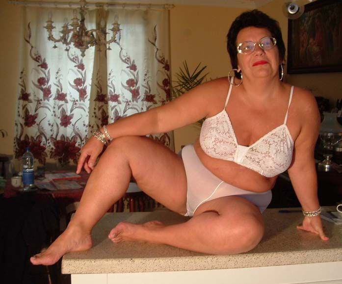 Amateur hot lingerie granny