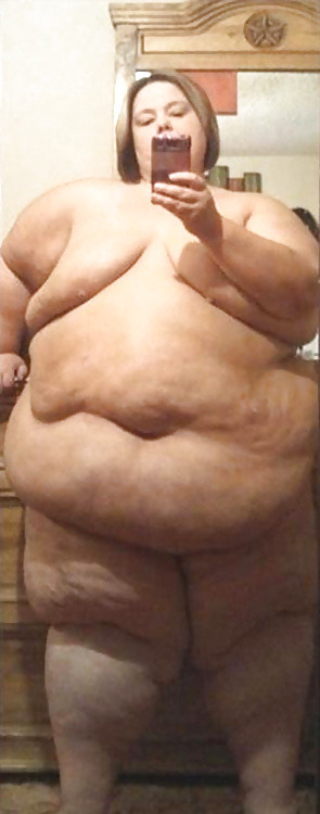 Ssbbw webcam belly tease