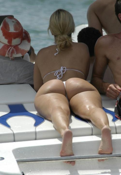 Big booty brazilian bikini
