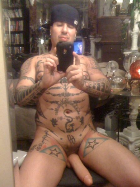 Free porn pics Latino studs fuck raw 4, Joker sex picture on bigcock.nakedgirlfuck.com