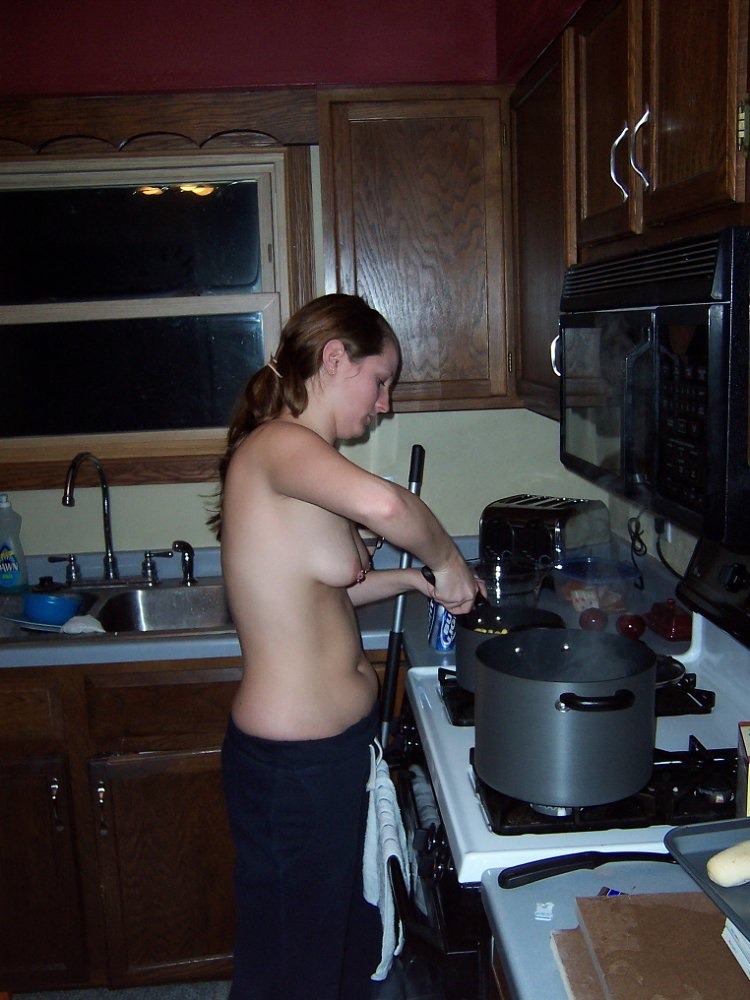 Hard sex Kitchen service 4, Sex porn pictures on camplay.nakedgirlfuck.com