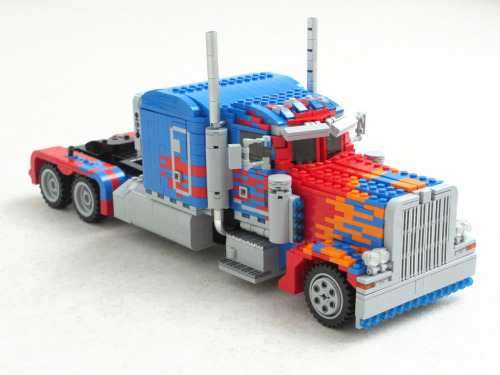 Optimus prime truck