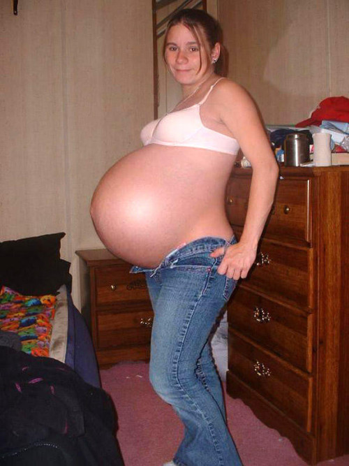 Crazy 3d world pregnant