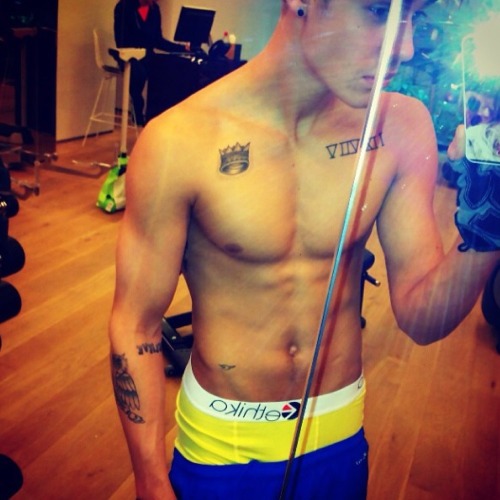 Justin bieber muscles