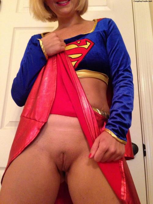 Girl nude super Supergirl Porn