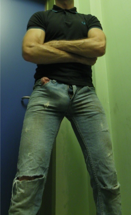 Sexy hung bulge in jeans