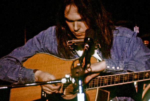 Neil young guitar strap peace