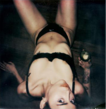 Miley cyrus v magazine nude