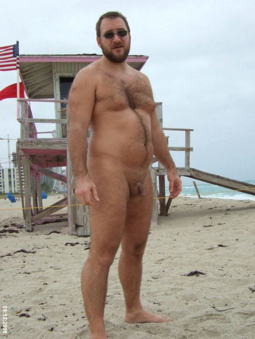Daddy cum at the beach
